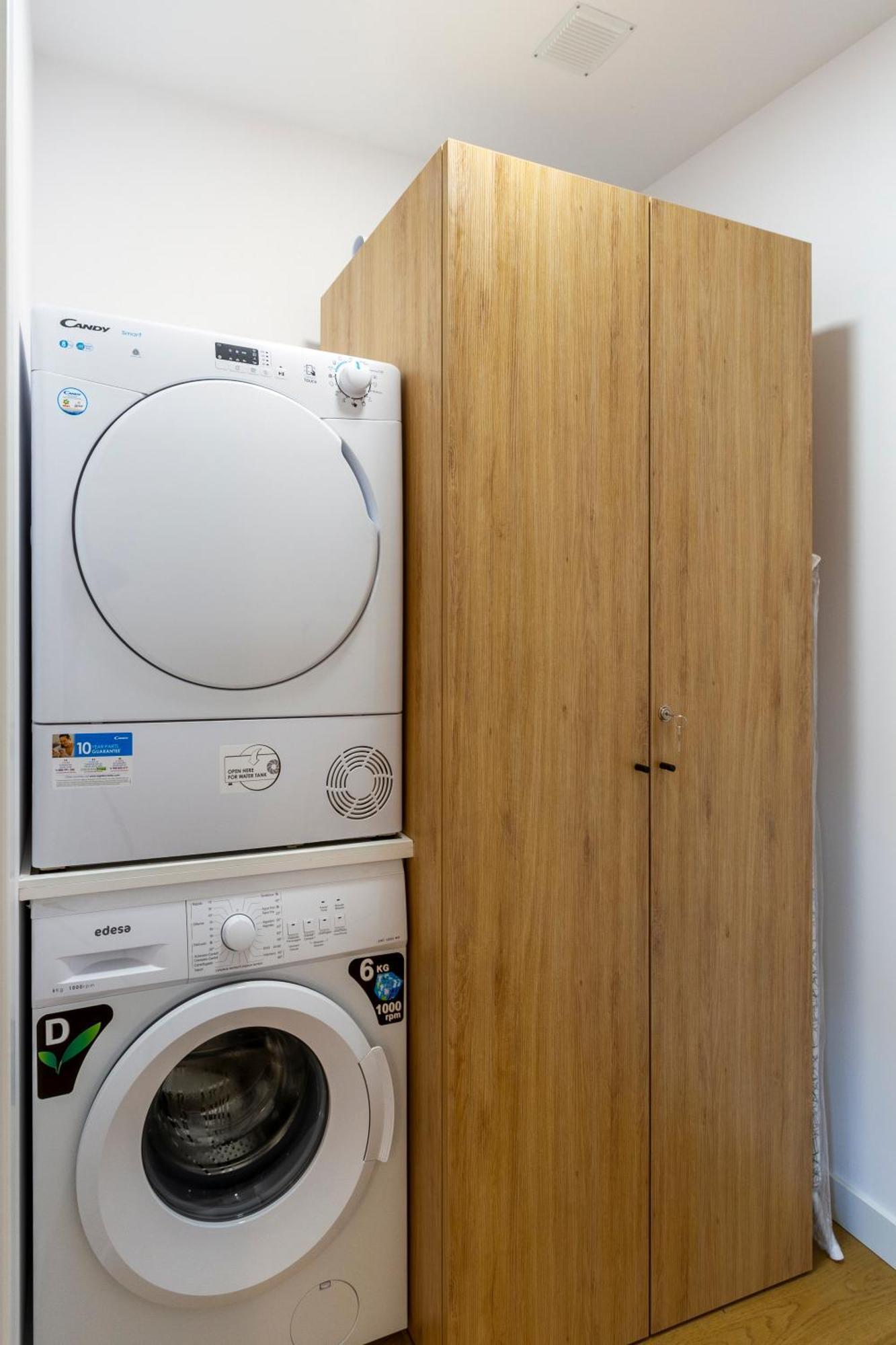 Urbanfive Apartamentos Ourense Centro المظهر الخارجي الصورة