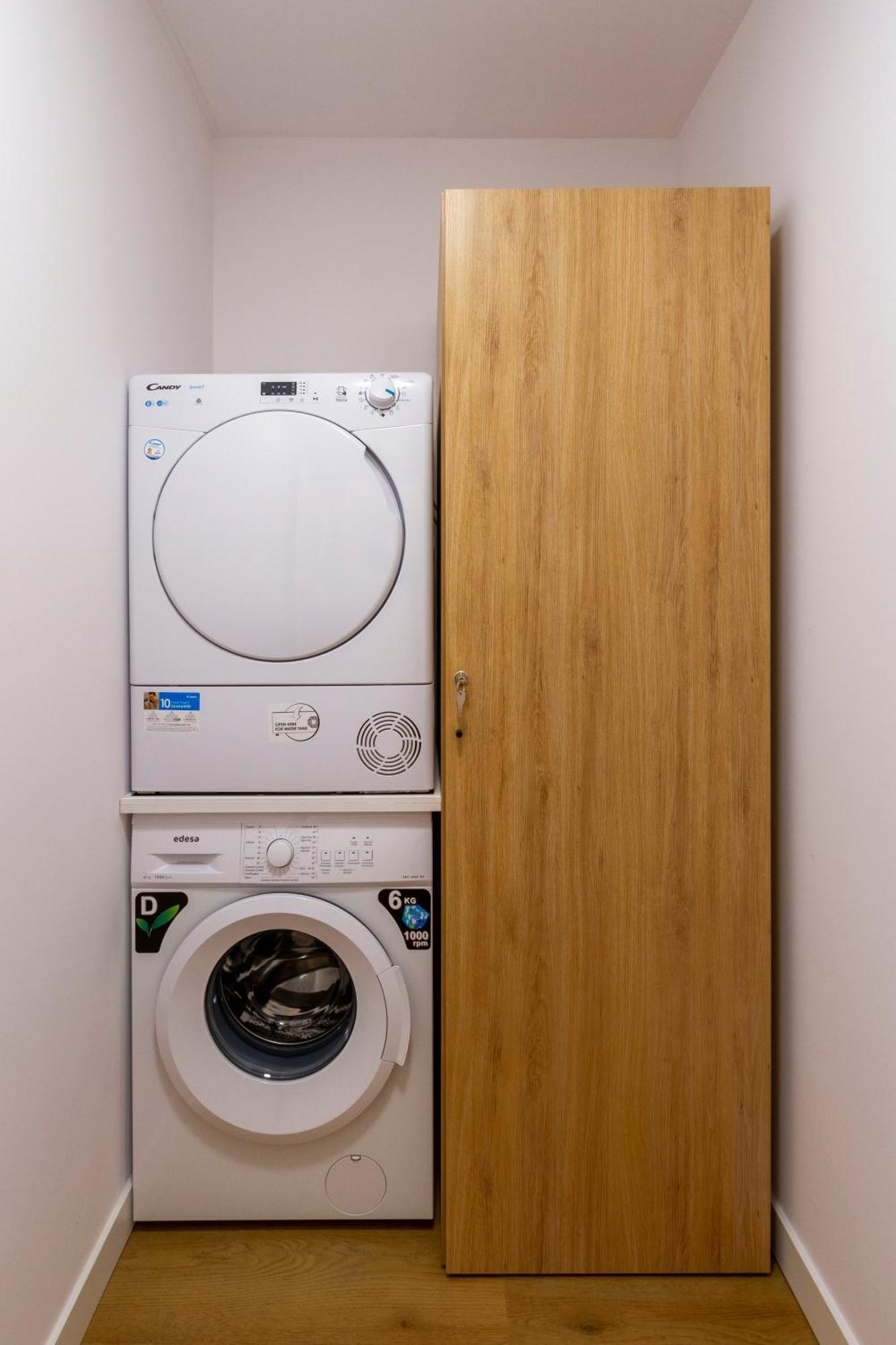 Urbanfive Apartamentos Ourense Centro المظهر الخارجي الصورة