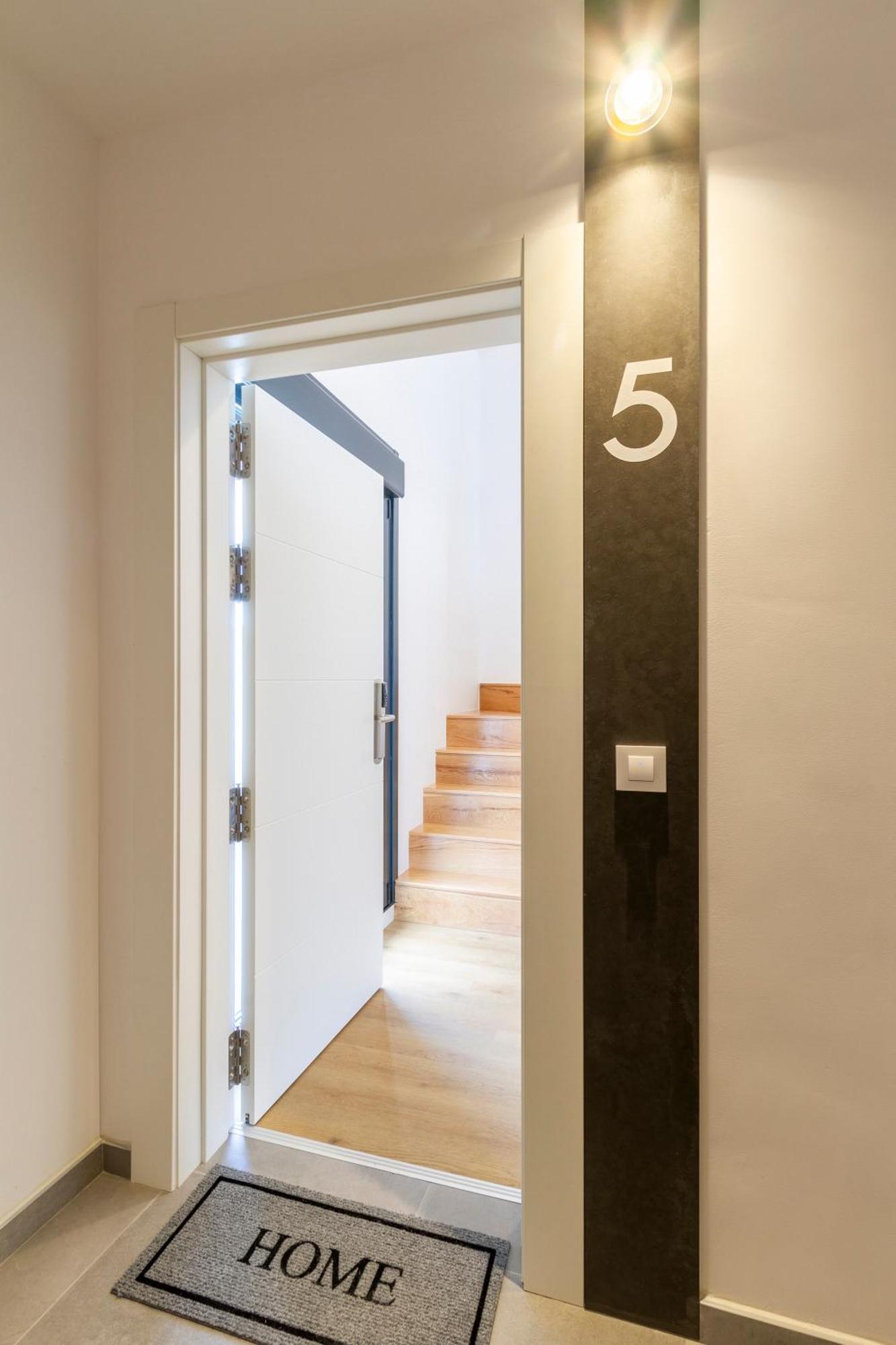 Urbanfive Apartamentos Ourense Centro المظهر الخارجي الصورة